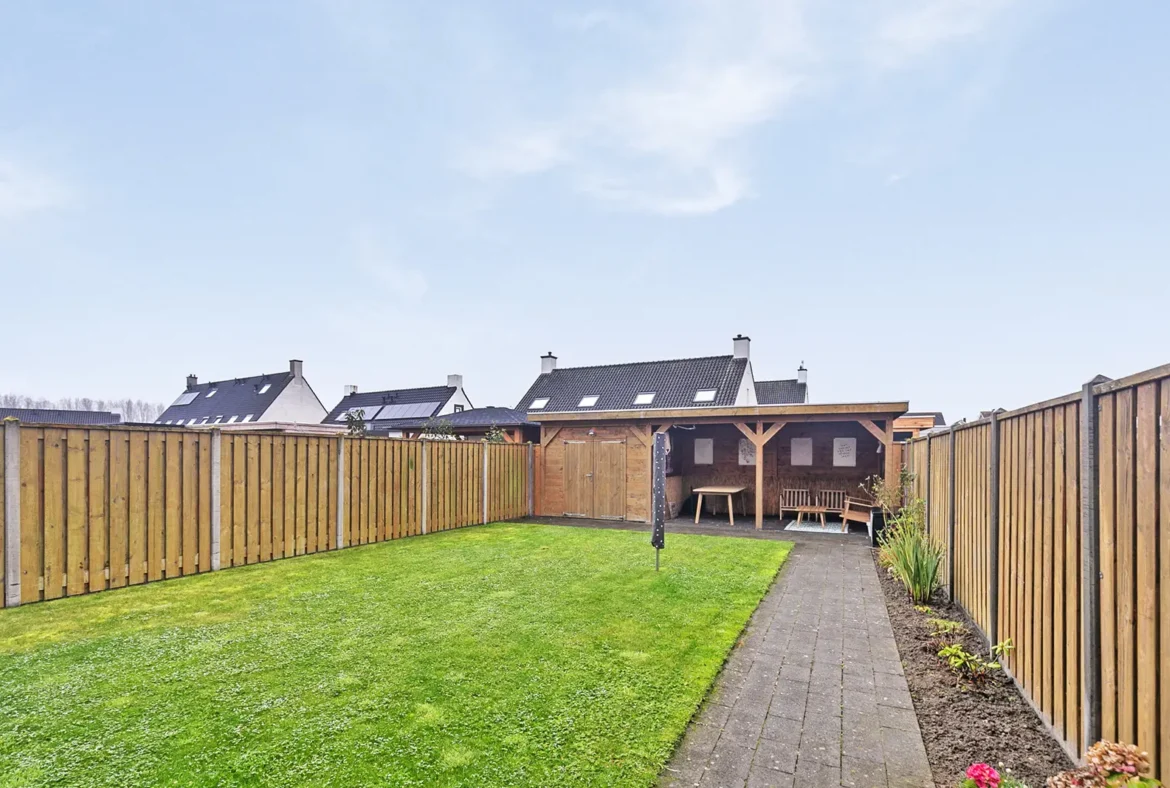 {{brizy_dc_image_alt imageSrc=