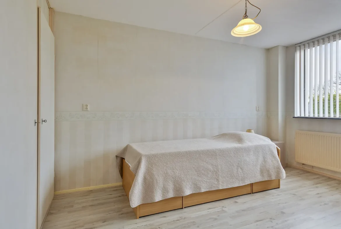 {{brizy_dc_image_alt imageSrc=